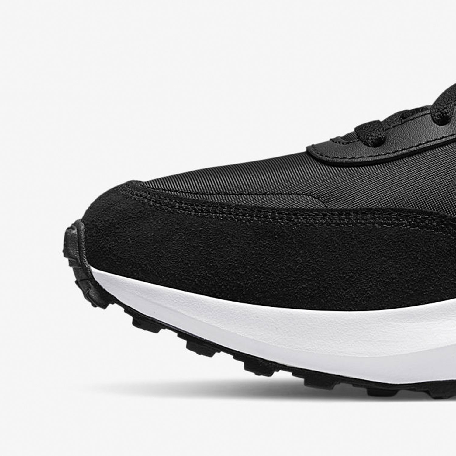 Nike Official Genuine Waffle D - огляд і ціна Men Shoes Official